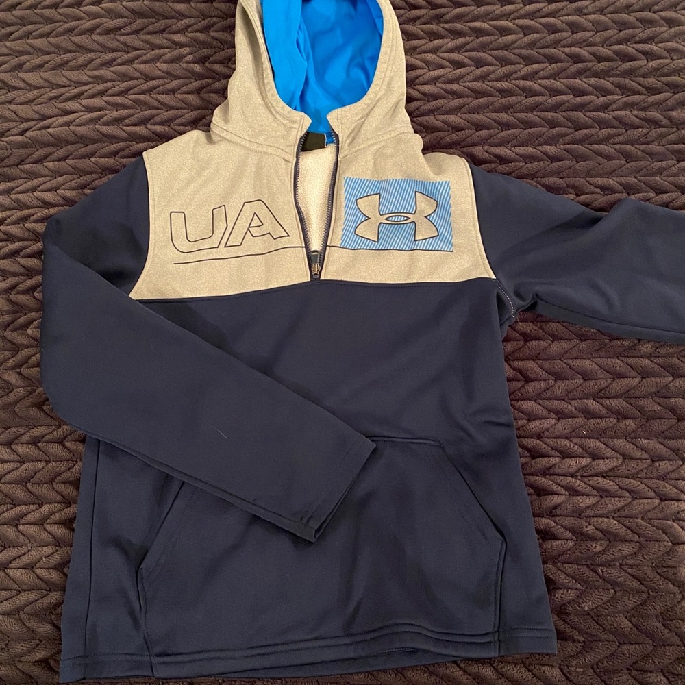 Boys UnderArmour Sweatshirt